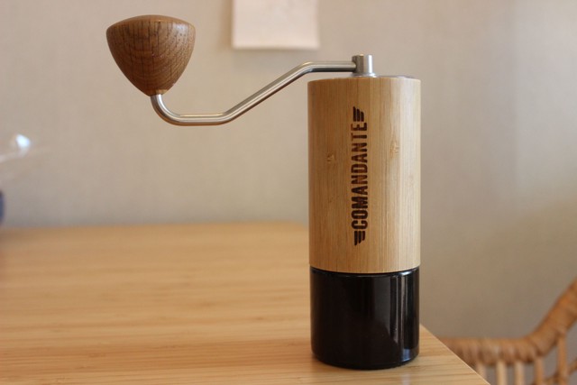 Ручная кофемолка Команданте С40